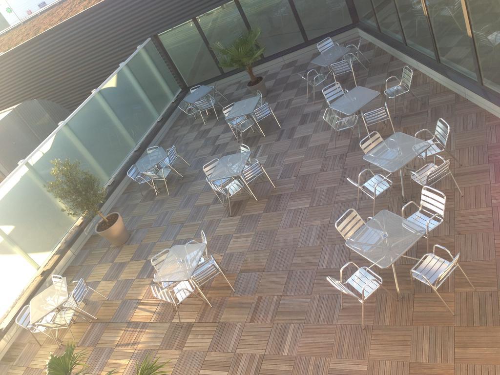 B&B Hôtel LYON Sud Etats Unis Vénissieux Exterior foto